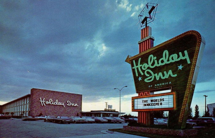 Holiday Inn - Warren Mi (newer photo)